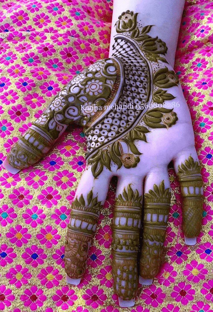 Enticing Visakhapatnam Henna Design