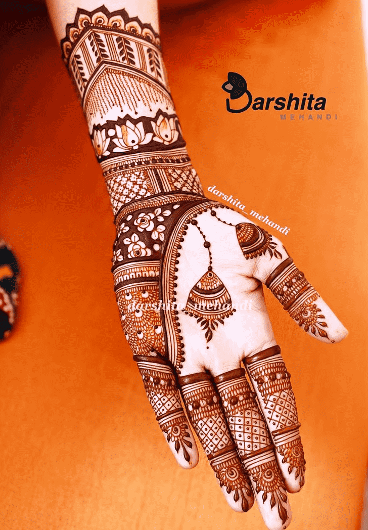 Fair Visakhapatnam Henna Design