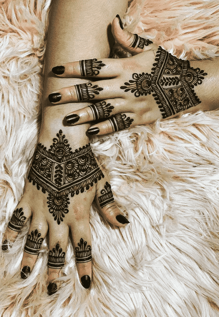 Superb Visakhapatnam Henna Design