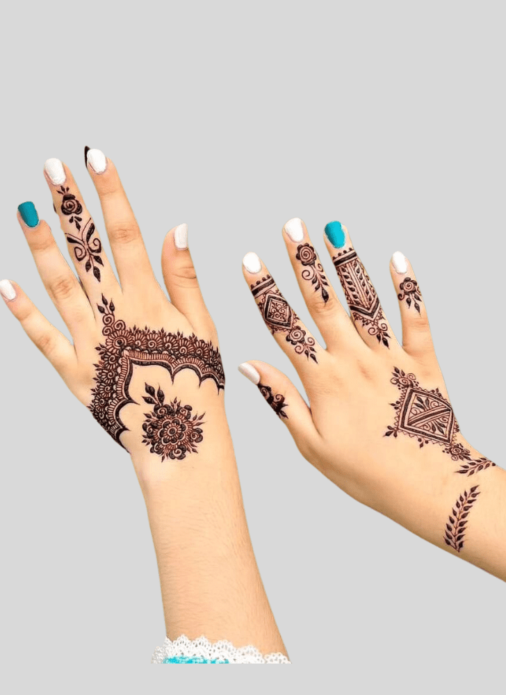 Shapely Vrindavan Henna Design