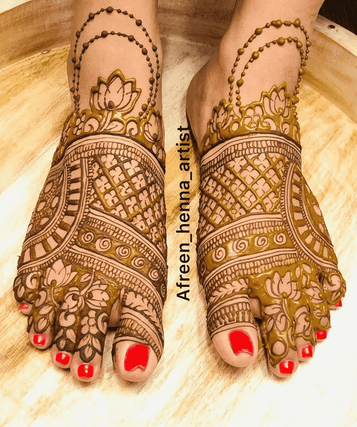 Beauteous Women Henna design