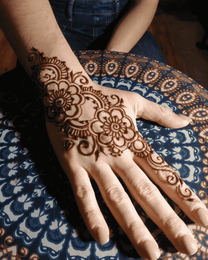 Delightful Women Henna design